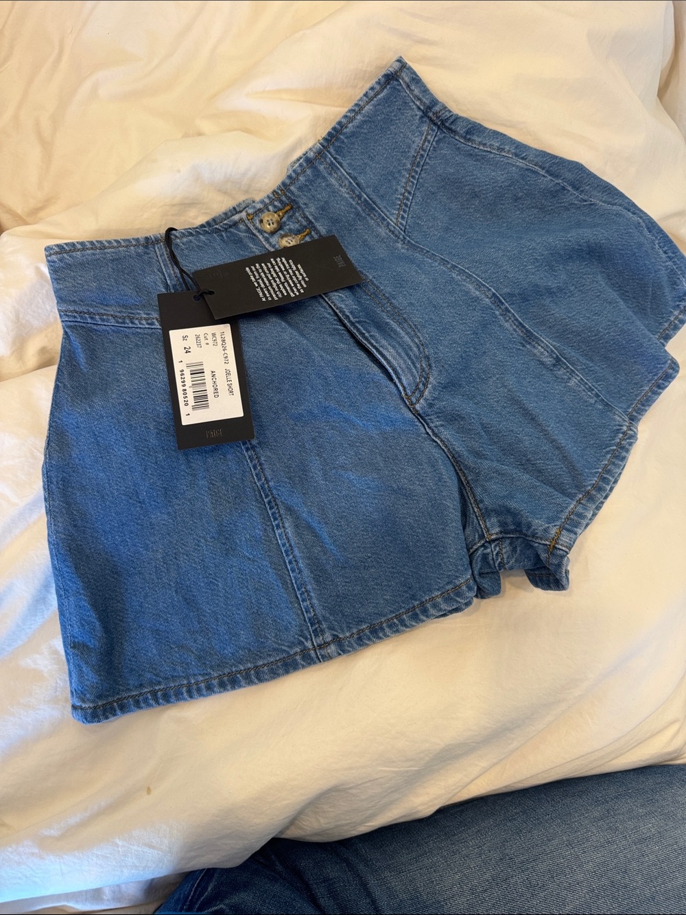 Paige Joelle denim shorts size 24
